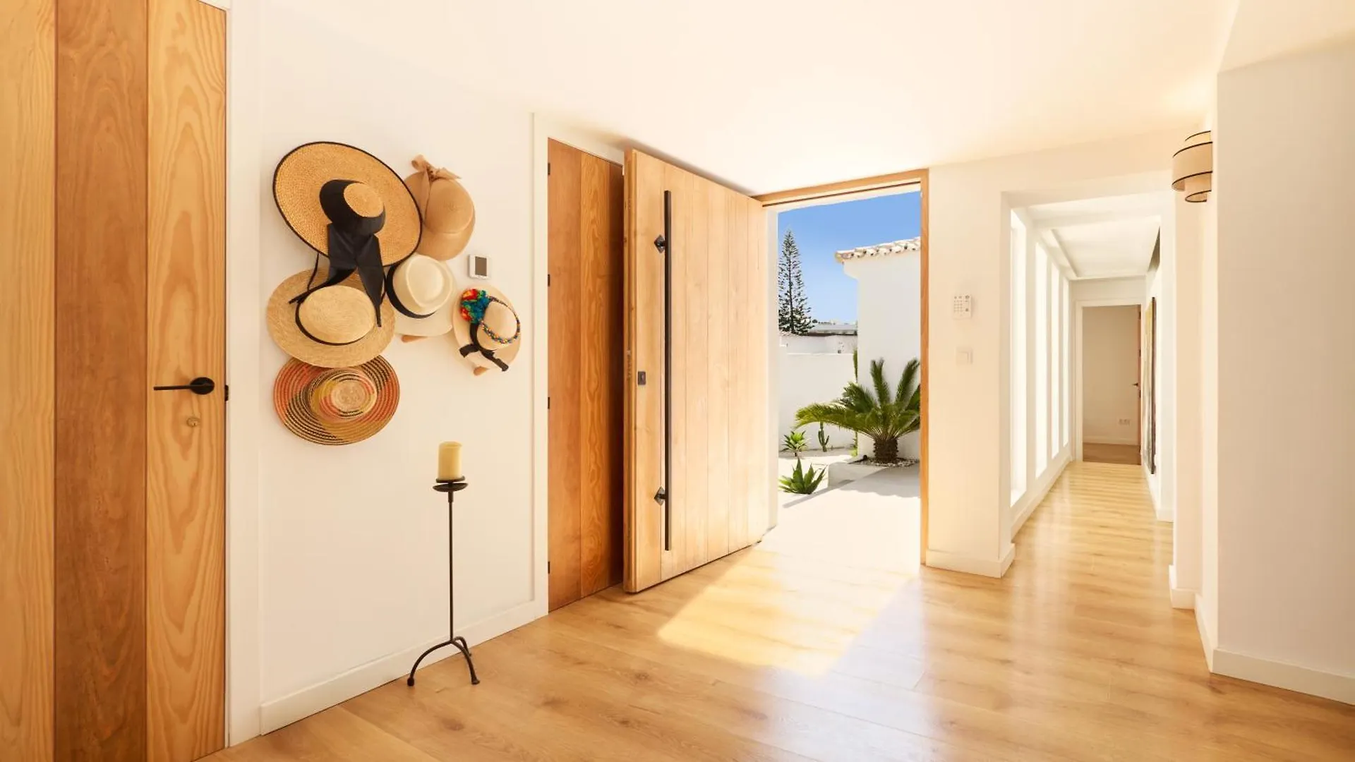 Vacation Marbella I Villa Moss, Golf-Front, Swimming-Pool, Minutes From The Marina And The Beach 0*,