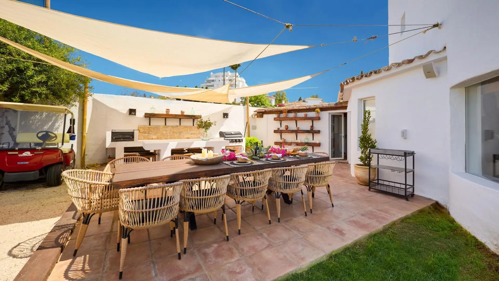 Vacation Marbella I Villa Moss, Golf-Front, Swimming-Pool, Minutes From The Marina And The Beach