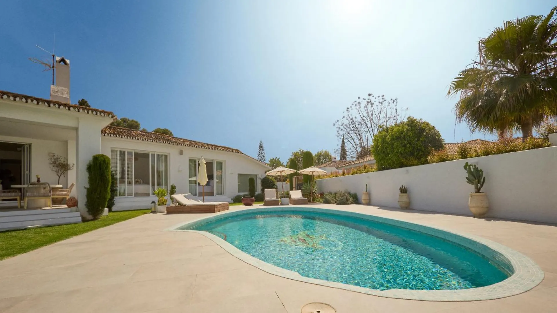 Vacation Marbella I Villa Moss, Golf-Front, Swimming-Pool, Minutes From The Marina And The Beach Spain