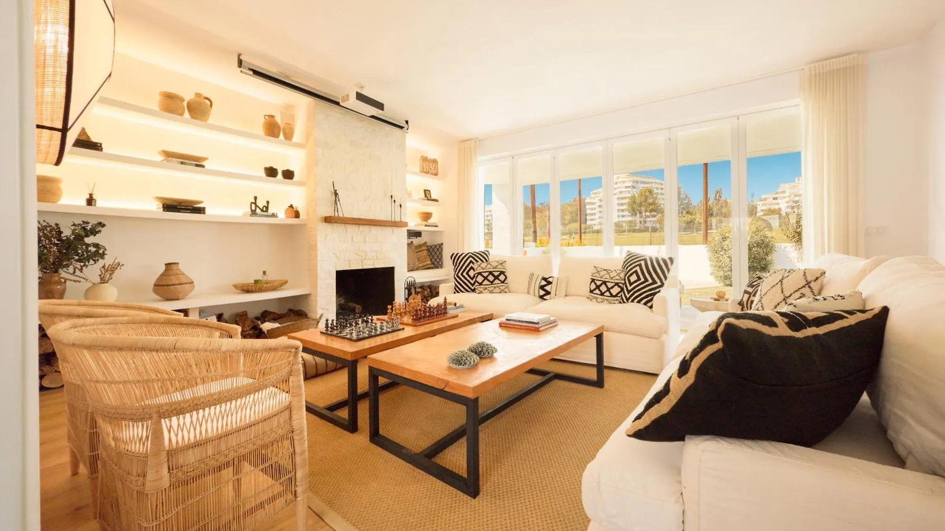Vacation Marbella I Villa Moss, Golf-Front, Swimming-Pool, Minutes From The Marina And The Beach 0*,